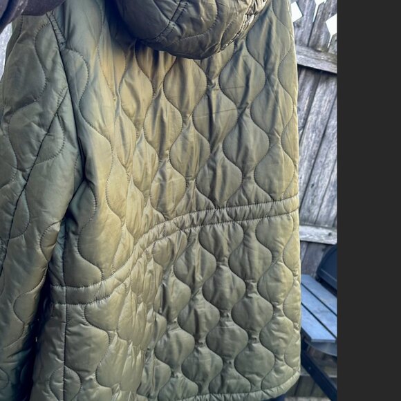 French Connection Quilted jacket, barn coat, Removable Hood, Lite Parka - Picture 3 of 7